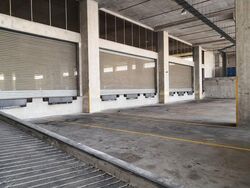 Gul Circle (D22), Warehouse #575445301